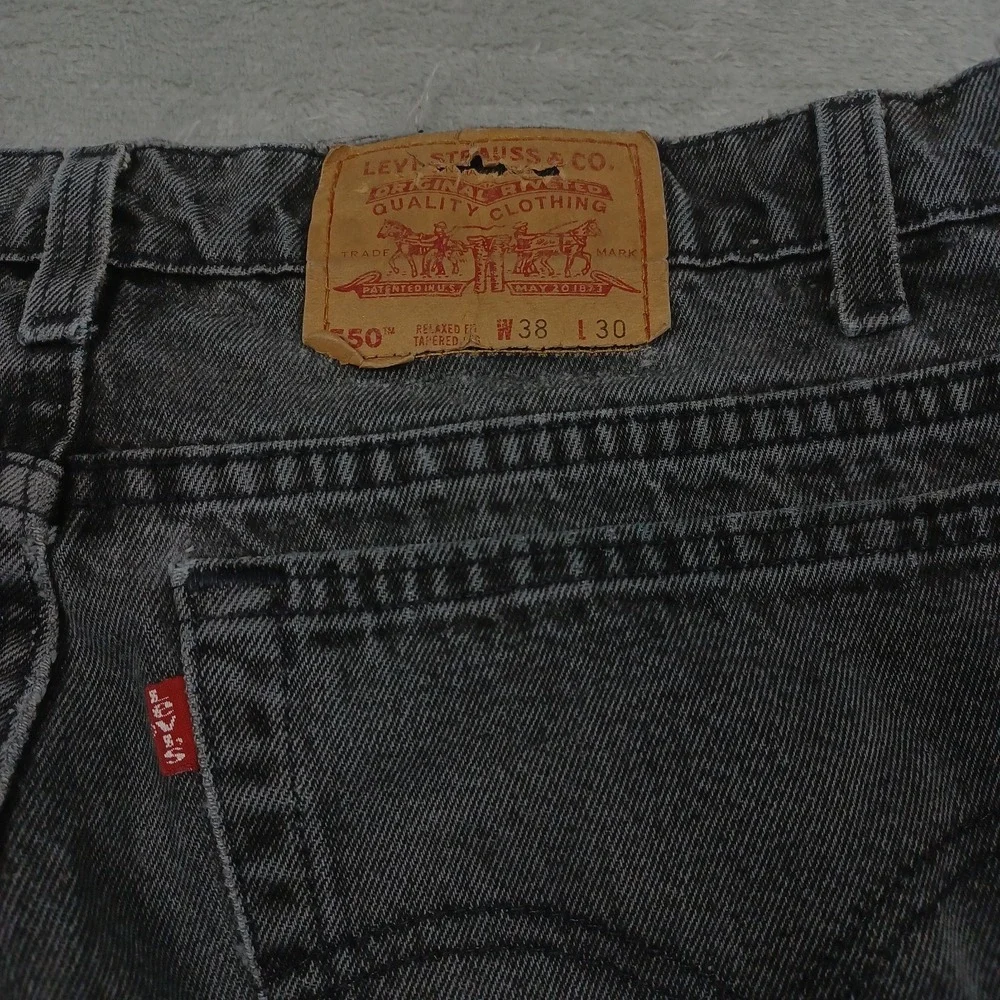 Levis 550 Jeans Mens 34x30 Black Denim Distressed Relaxed Fit Tapered Pockets